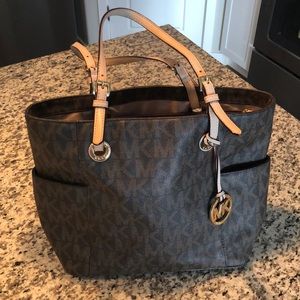 Michael Kors bag, Brown, Exterior in Great Shape!